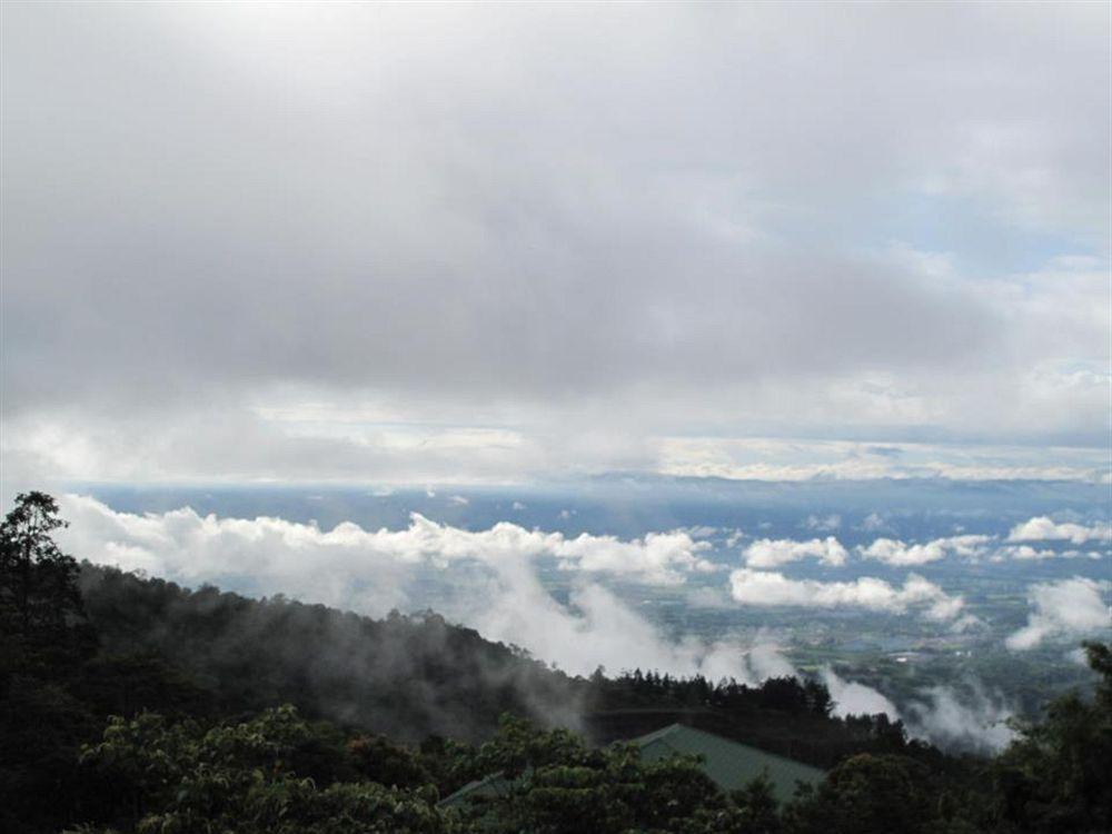 Manis Manis Rooftop Of Borneo Resort Keningau Exteriér fotografie